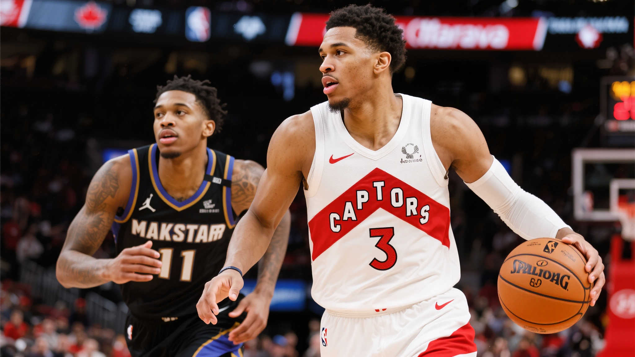 加拿大球员助力联盟四连冠:亚历山大、默里再创辉煌 谢伊·吉尔杰斯-亚历山大型男控卫,以其全面的组织能